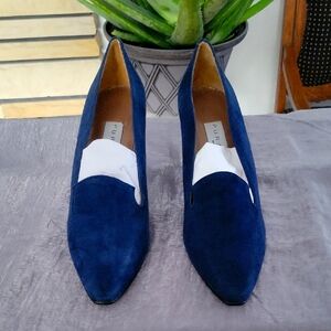 Pura Lopez Suede Pumps, 7.5 B, Blue, EUC